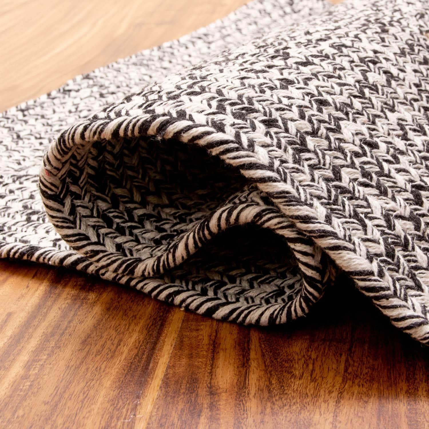Black & White Braided Farmhouse Hand Spun Cotton Rug