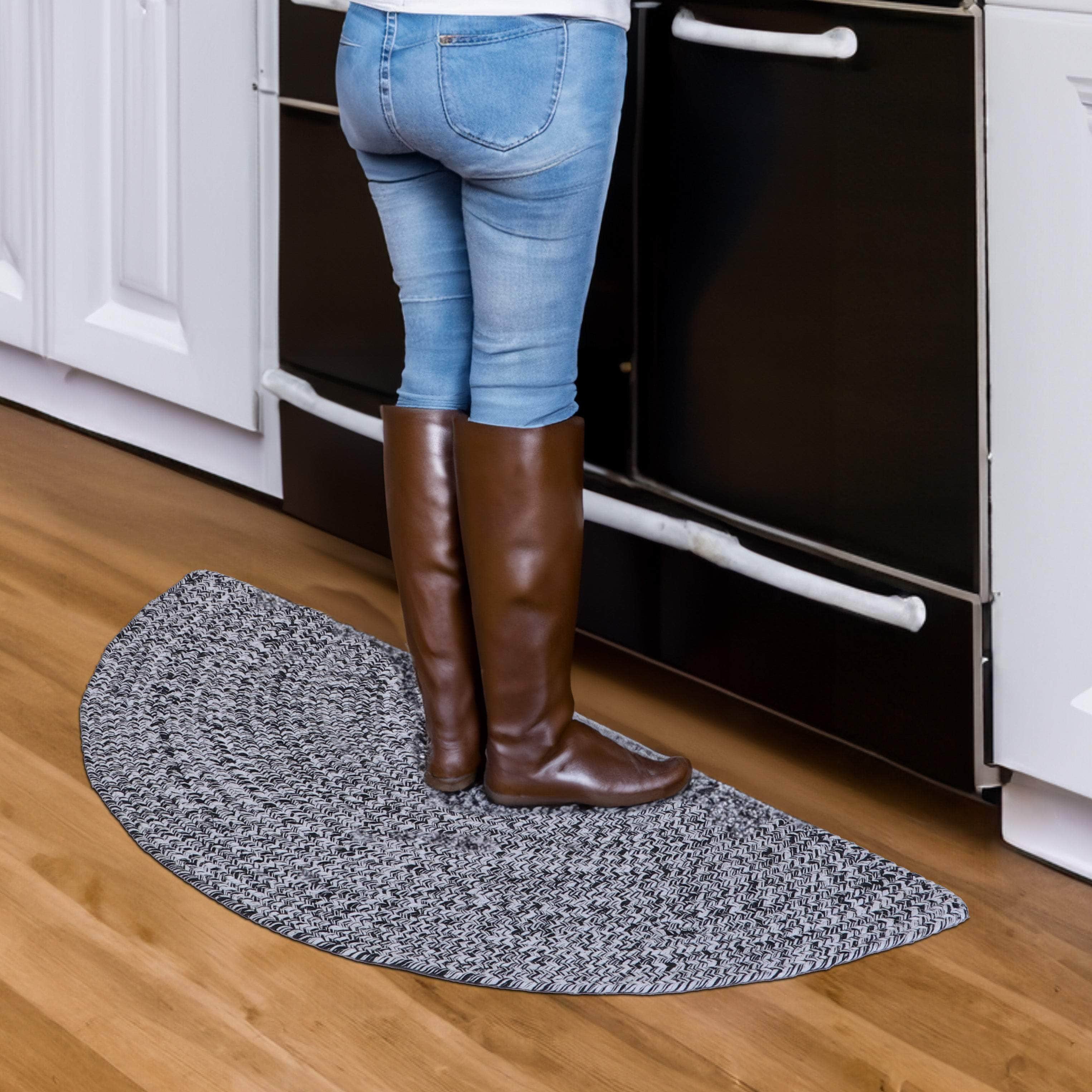 Black & White Braided Farmhouse Hand Spun Cotton Rug
