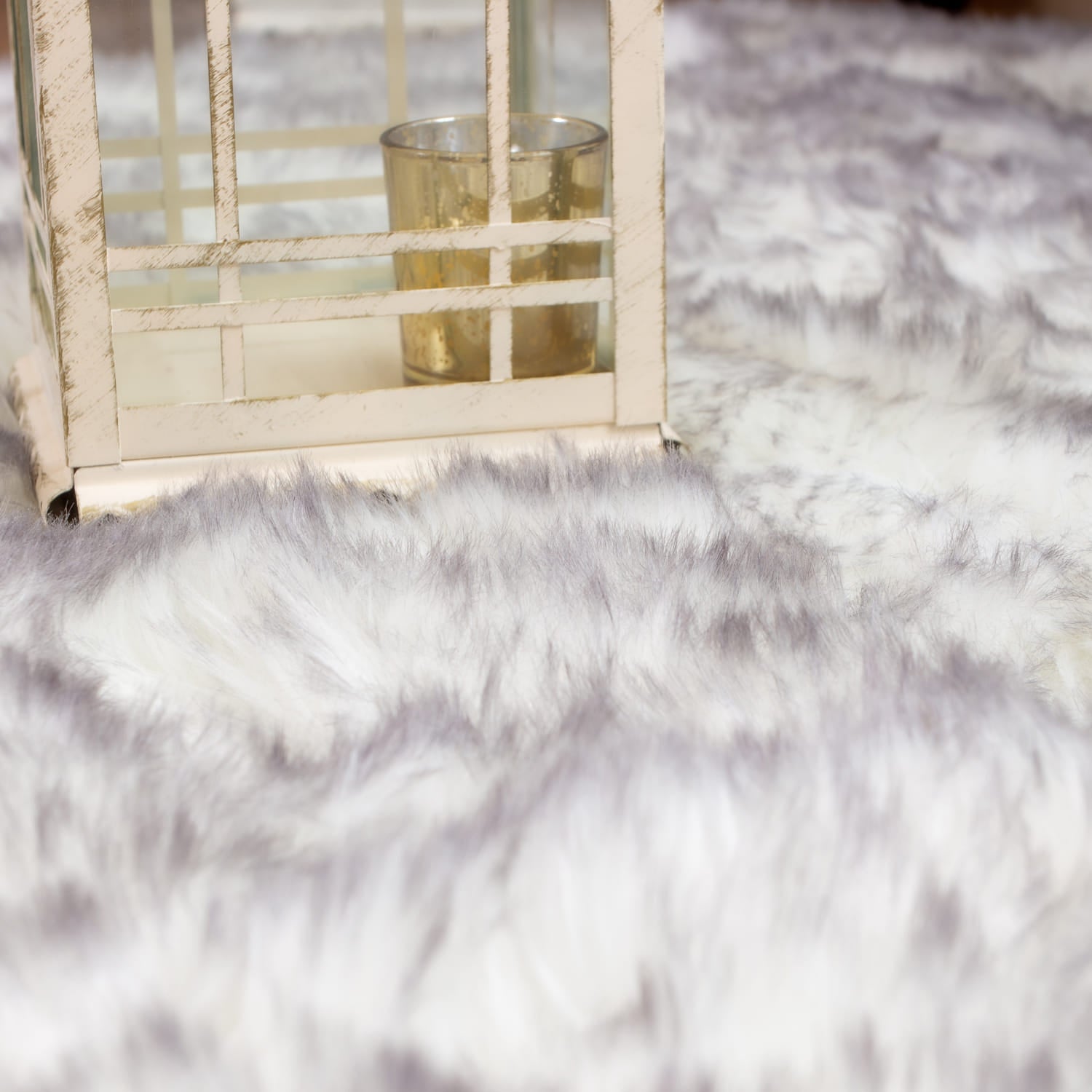 Two Tone Faux Fur Shaggy Rug #color_gray tips