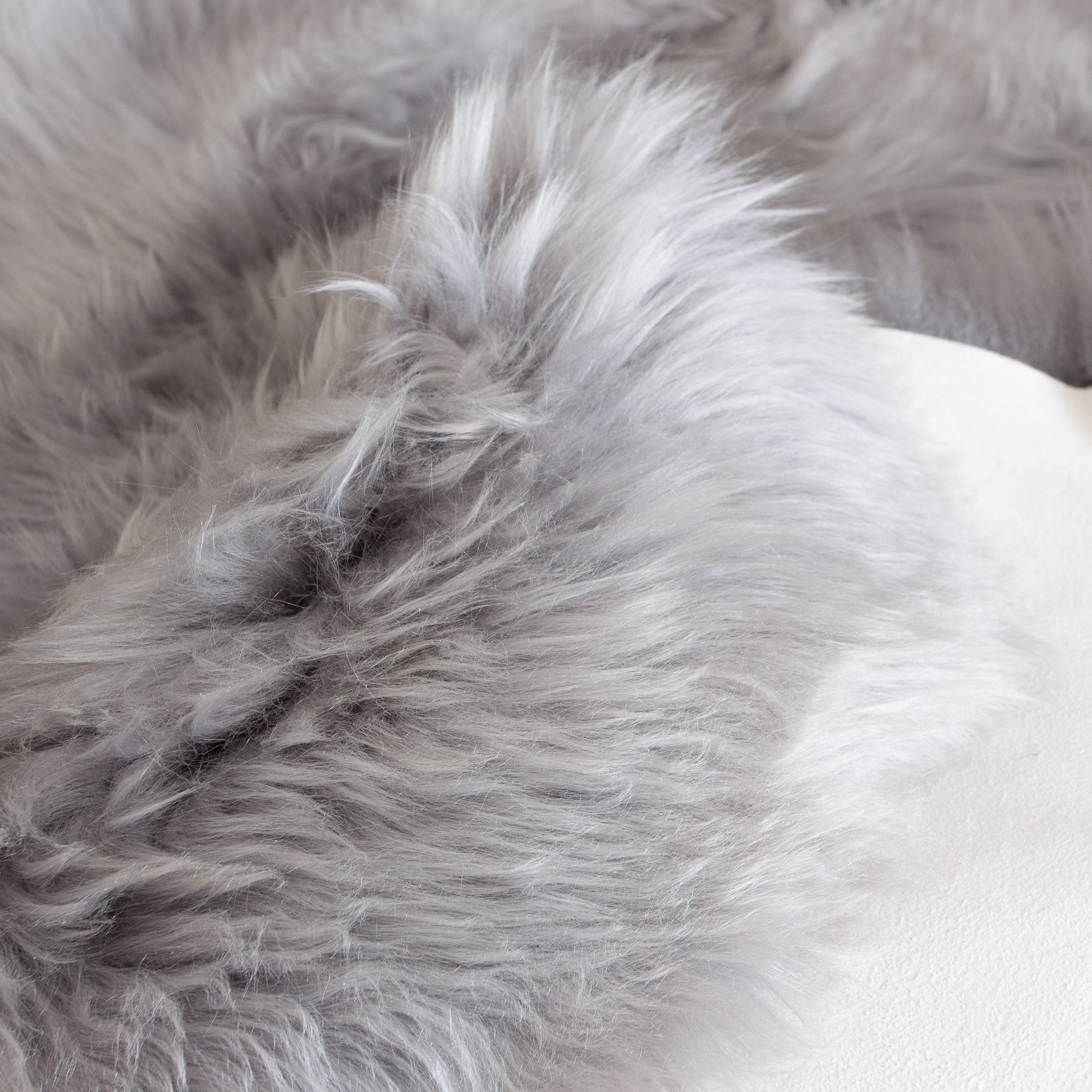Natural Sheepskin Rug Shearling Fur Pelt #color_silver