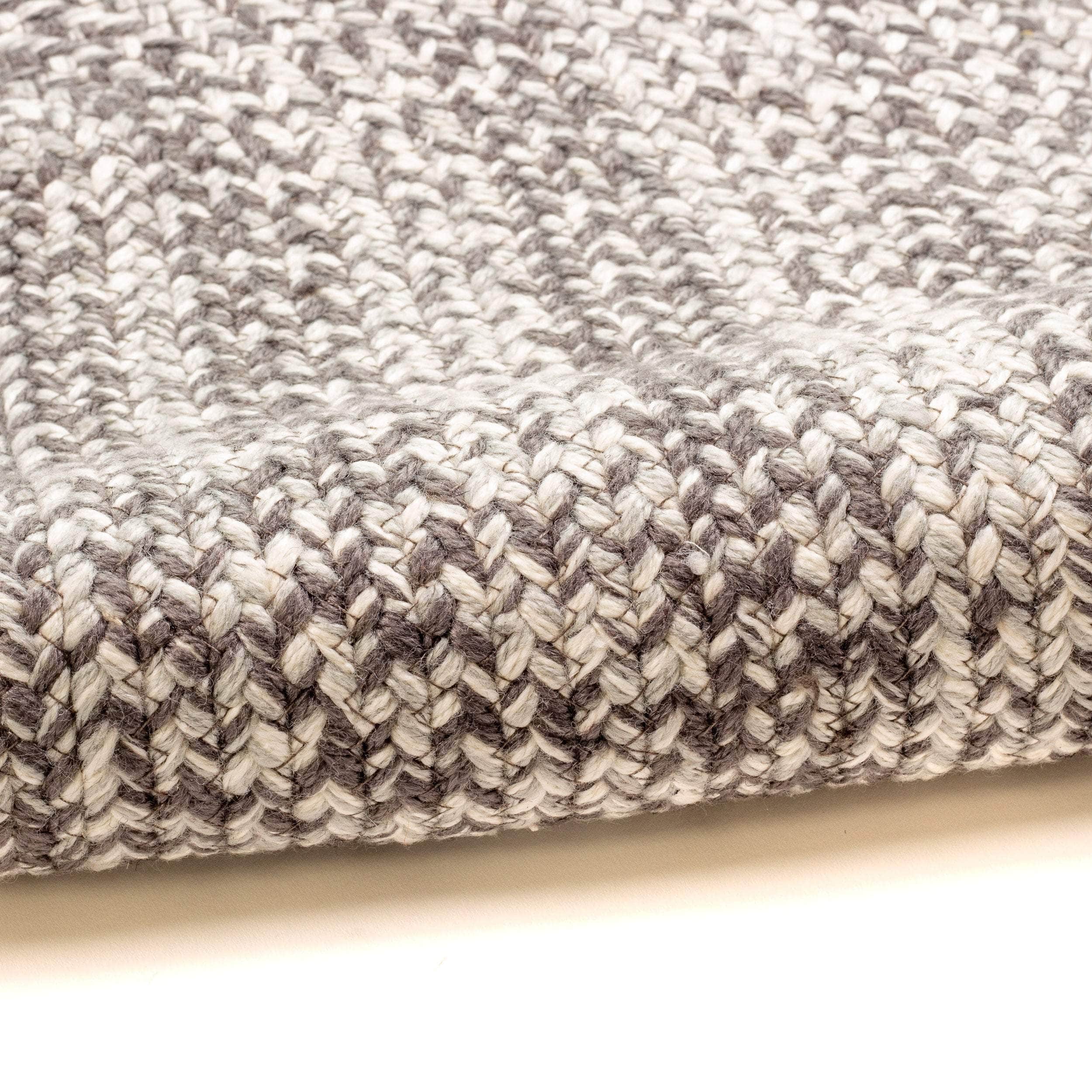 Cantebury Farmhouse Braided Area Rug in Gray #color_gray