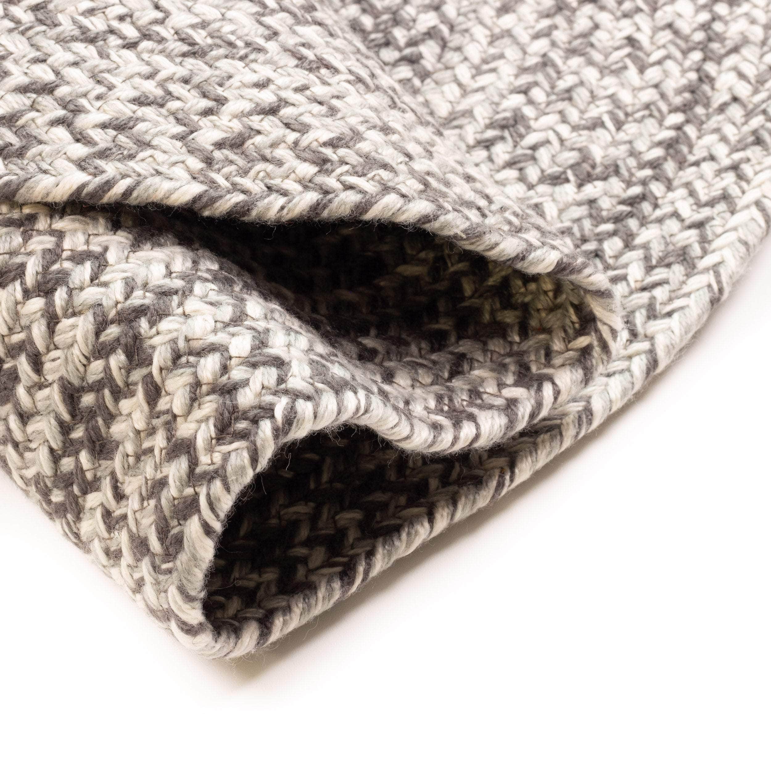 Cantebury Farmhouse Braided Area Rug in Gray #color_gray